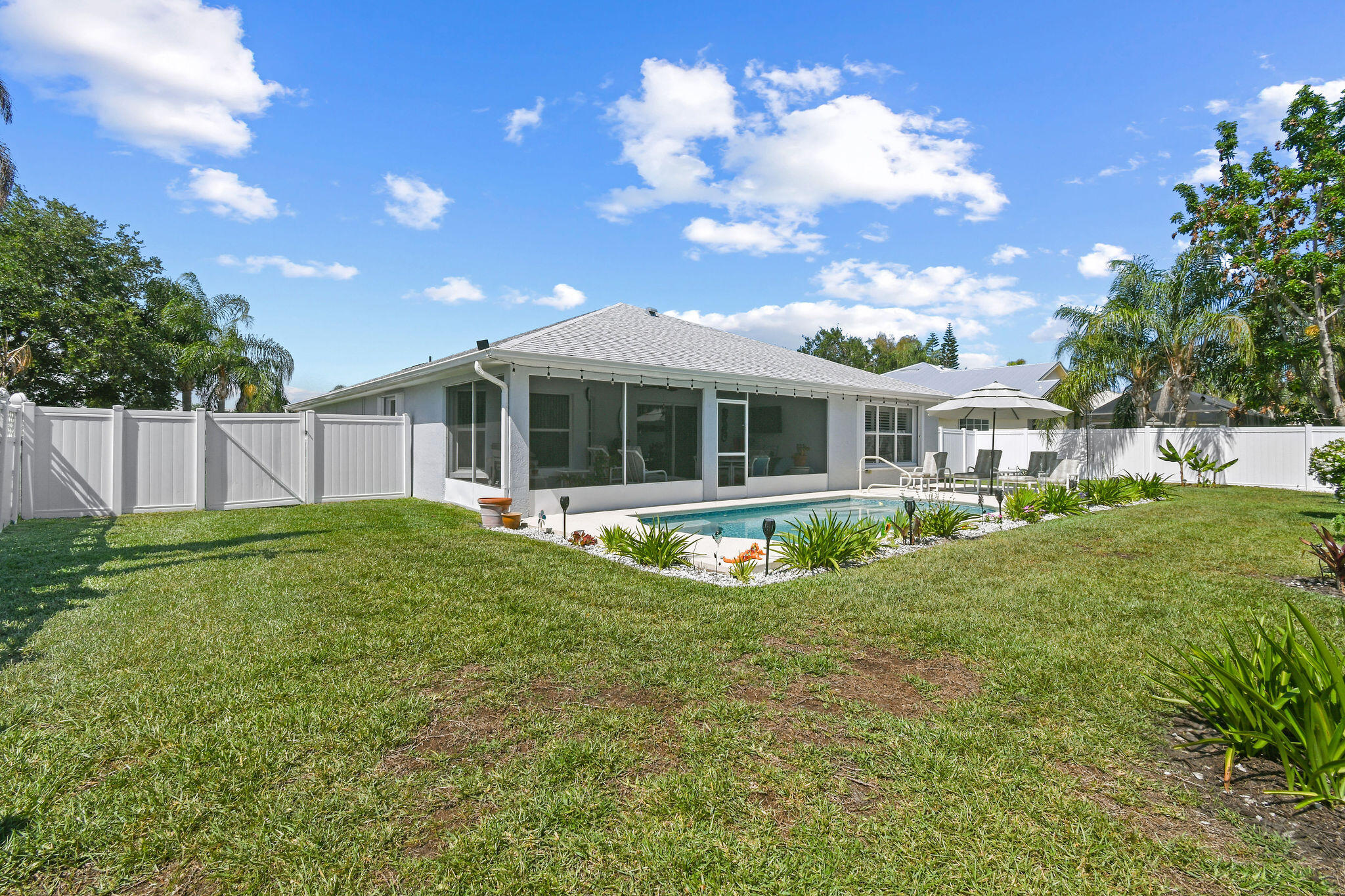 OLEANDER PINES - Residential