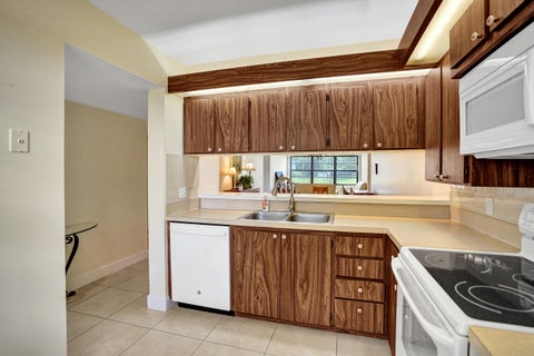 Tiny photo for 6037 Balboa Circle #101, Boca Raton, FL 33433 (MLS # B26029484)