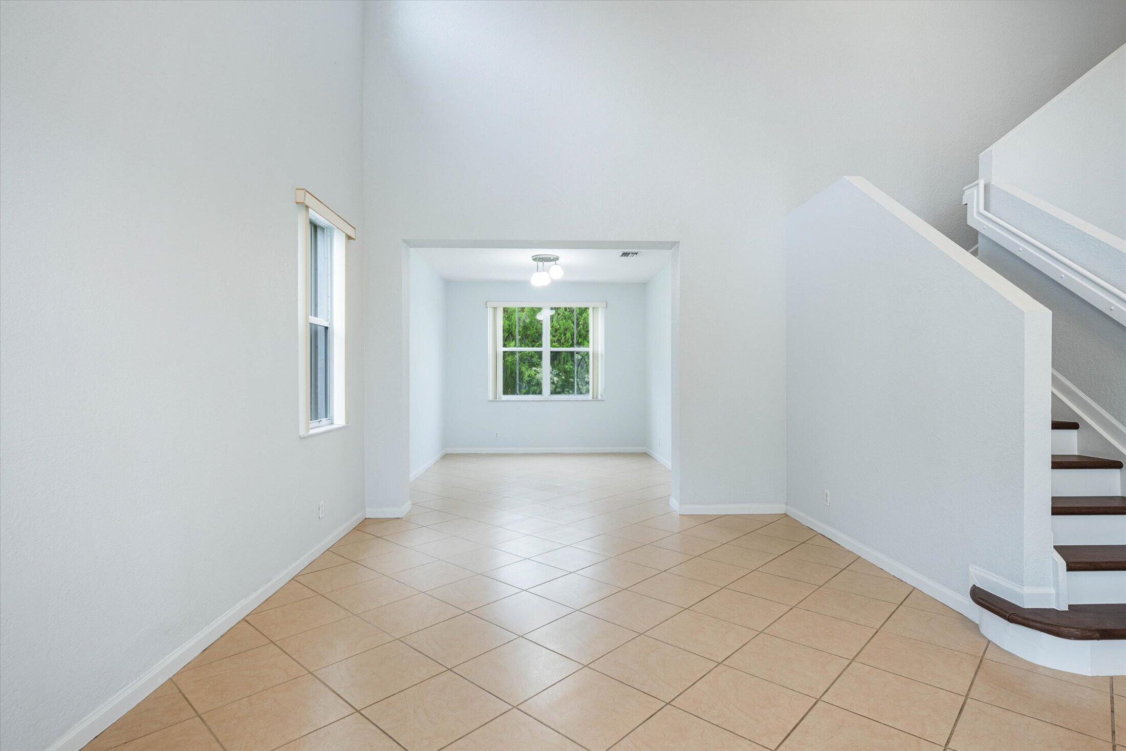 890 HAWTHORN Terrace