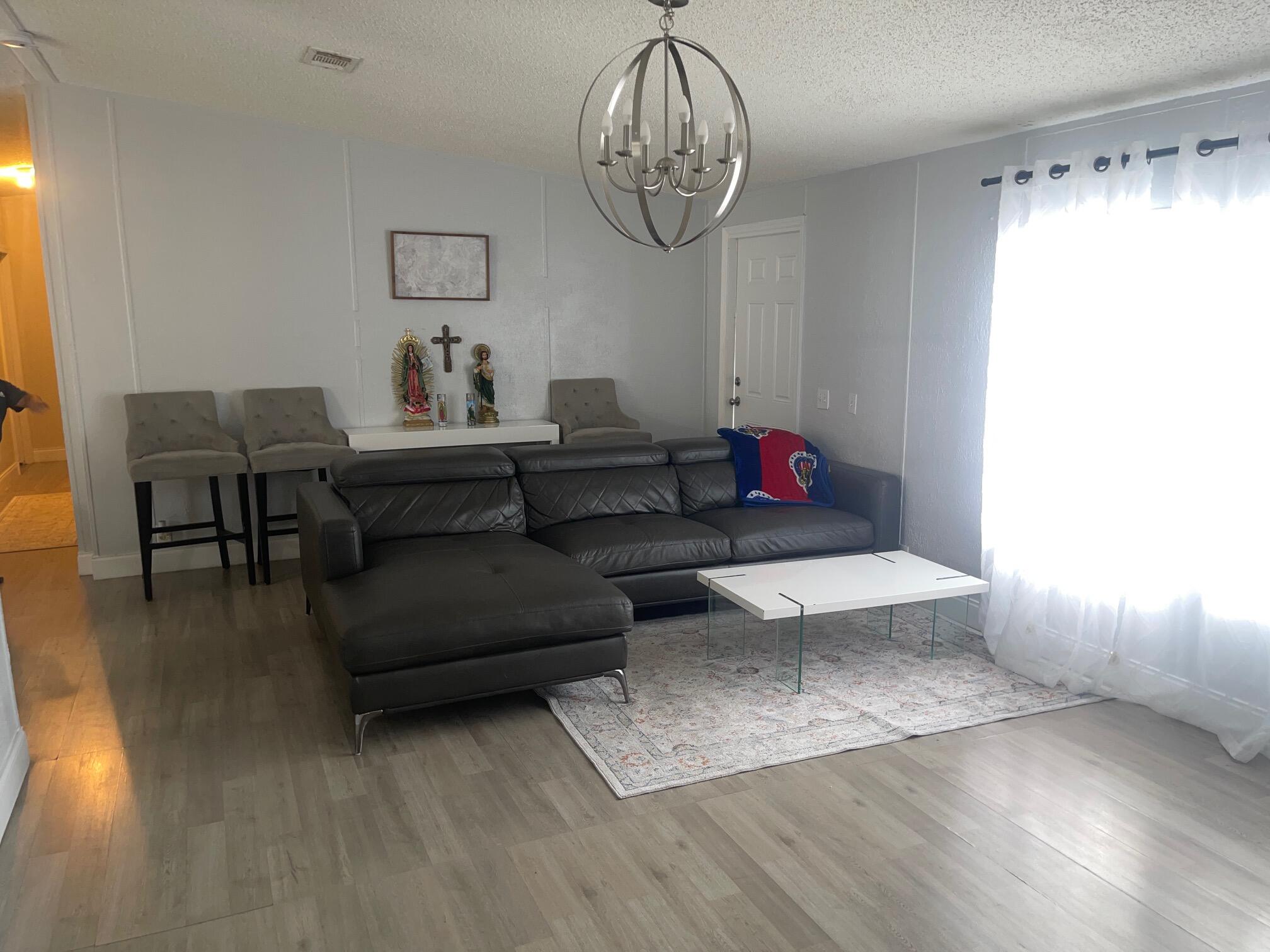 WATERGATE ESTATES HOME - Residential Lease