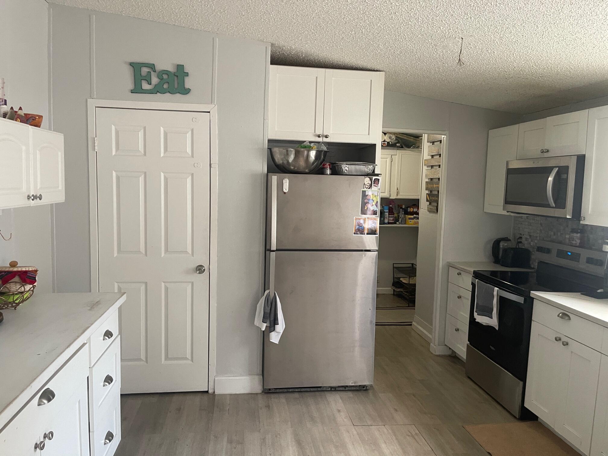 WATERGATE ESTATES HOME - Residential Lease