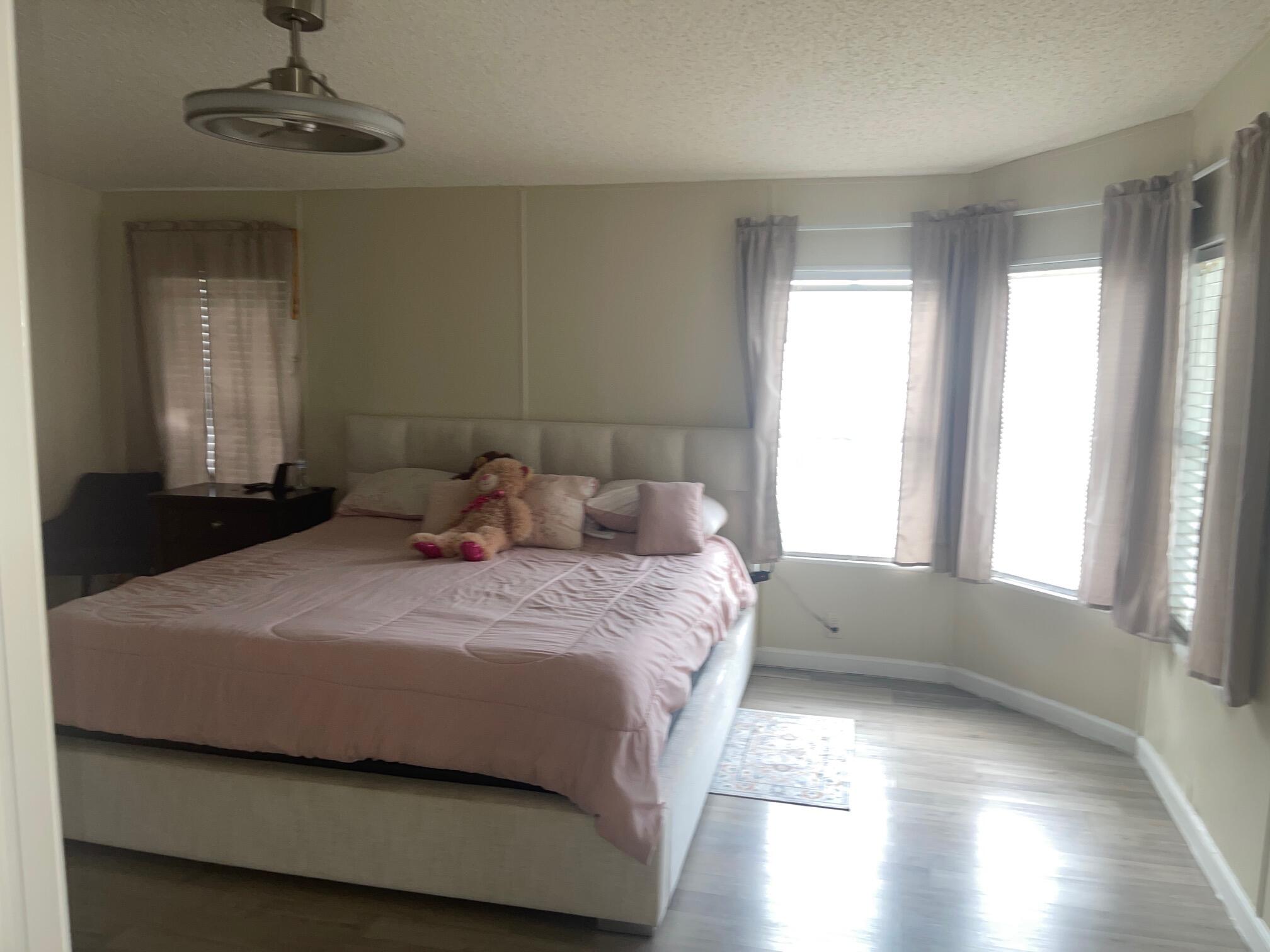 WATERGATE ESTATES HOME - Residential Lease