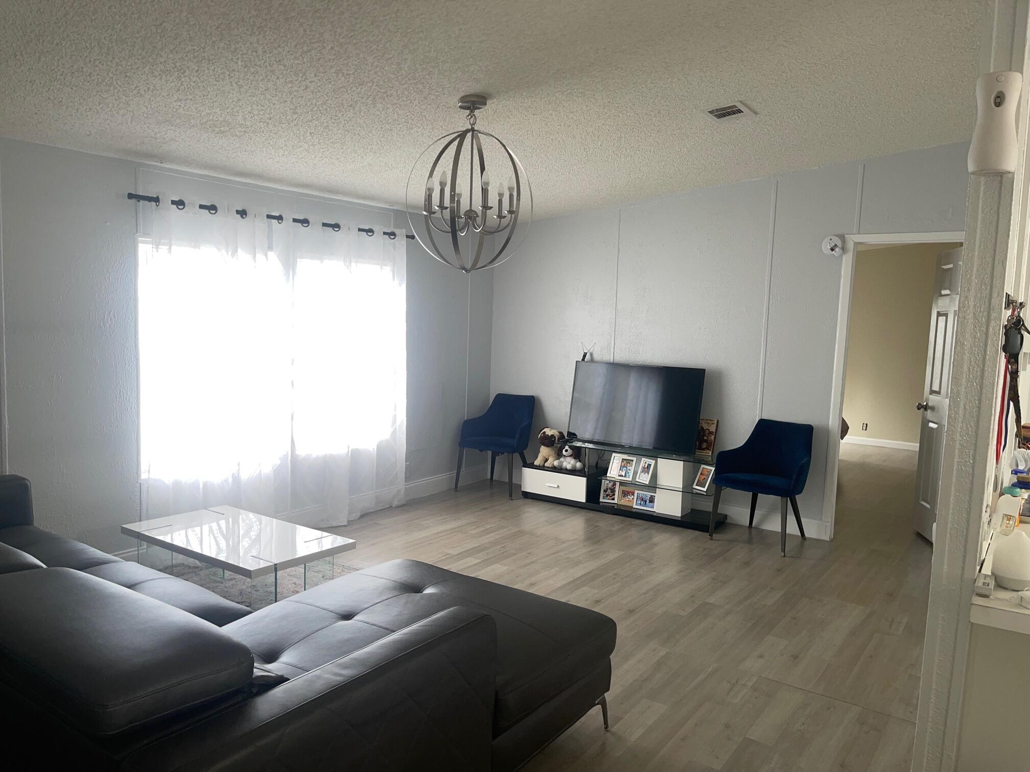 WATERGATE ESTATES HOME - Residential Lease