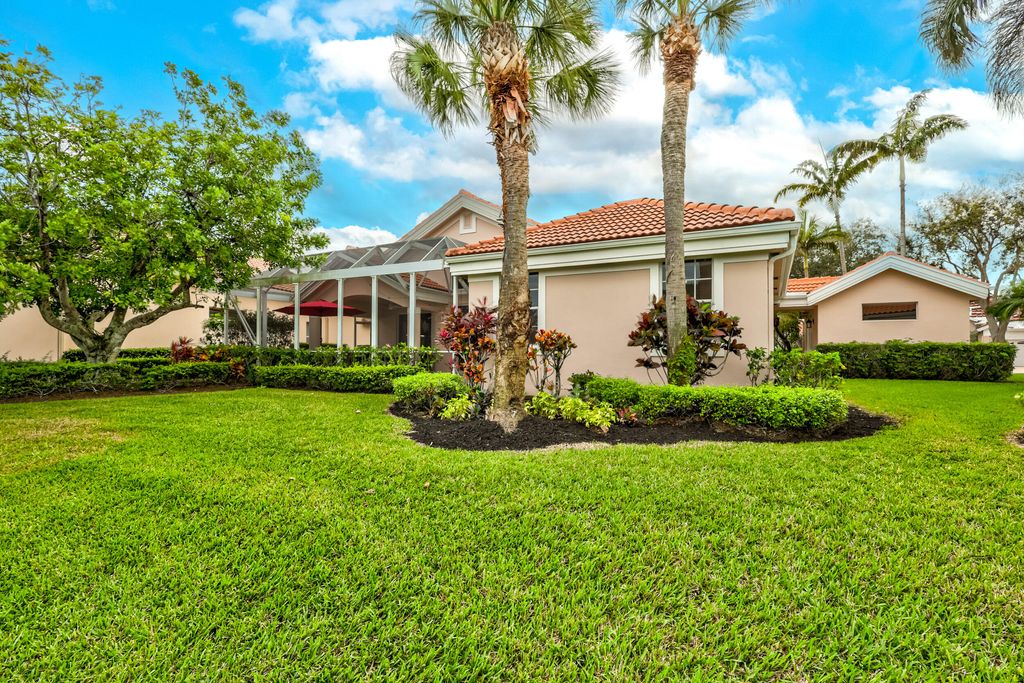 Photo of 523 Eagleton Cove Trace, Palm Beach Gardens, FL 33418 (MLS # R10948750)