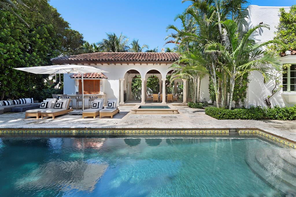 EL BRAVO PARK - Residential