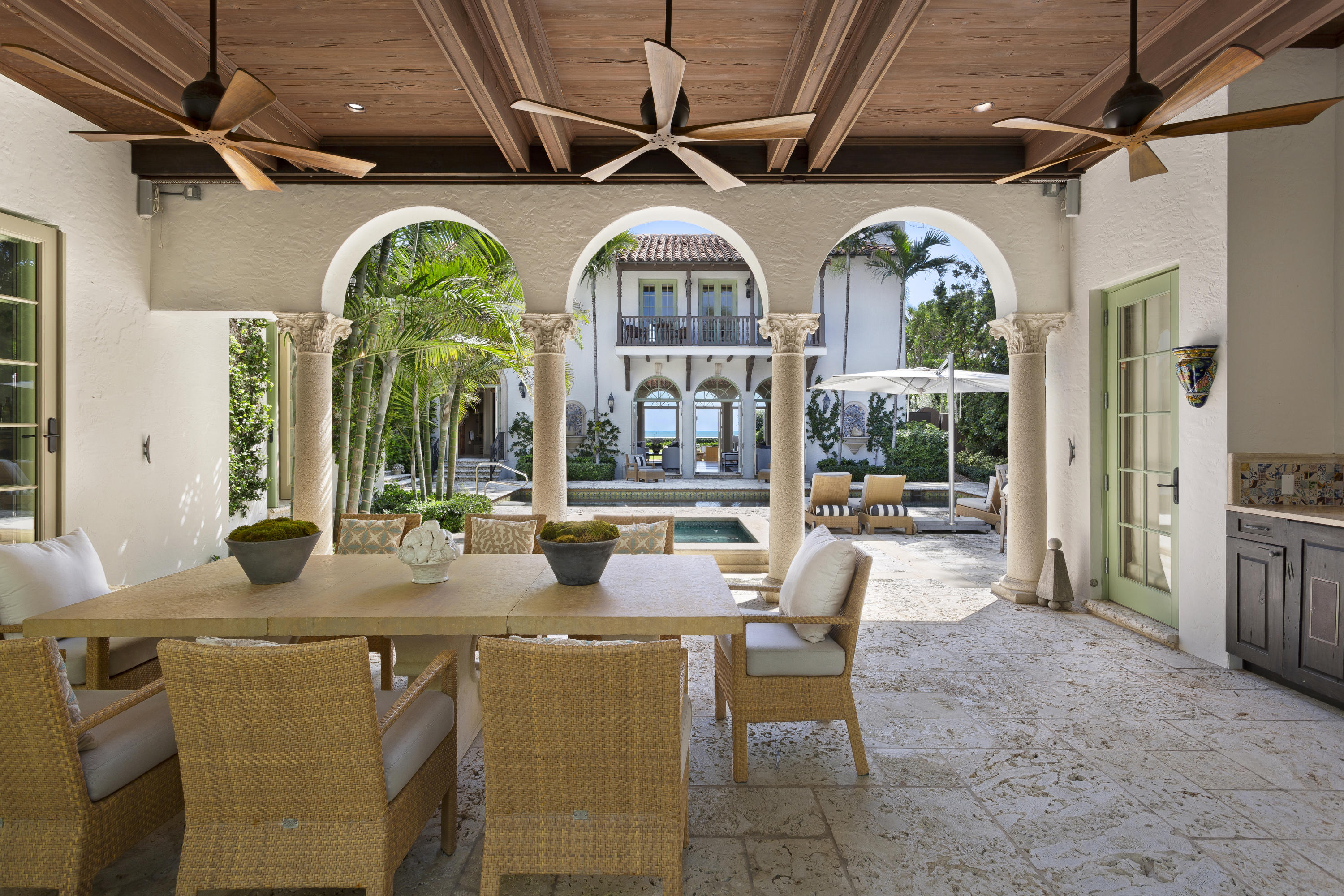 EL BRAVO PARK - Residential