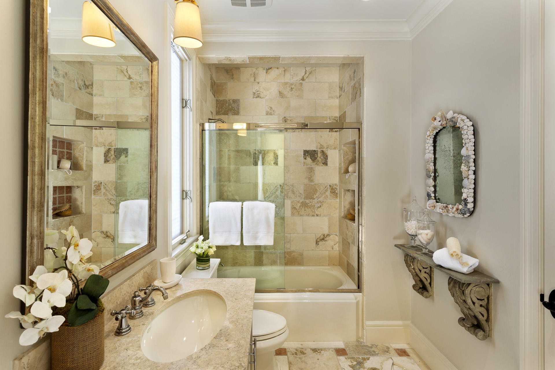 EL BRAVO PARK - Residential