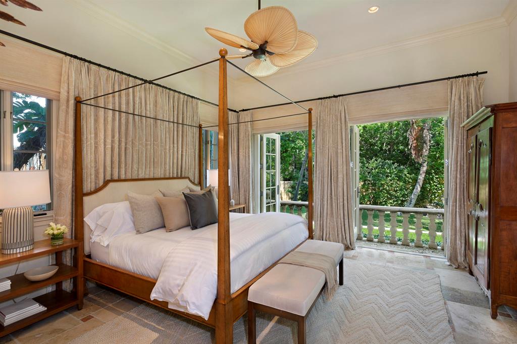 EL BRAVO PARK - Residential