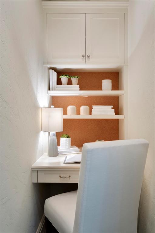 EL BRAVO PARK - Residential