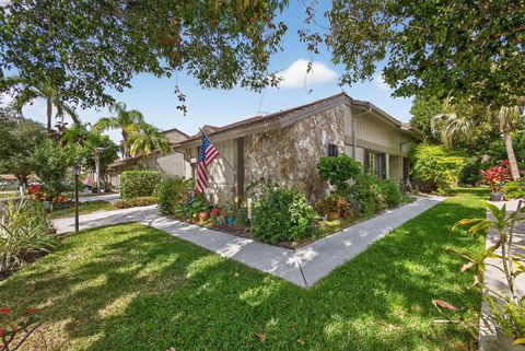 Photo of 5137 Thyme Drive, Palm Beach Gardens, FL 33418 (MLS # R11155158)