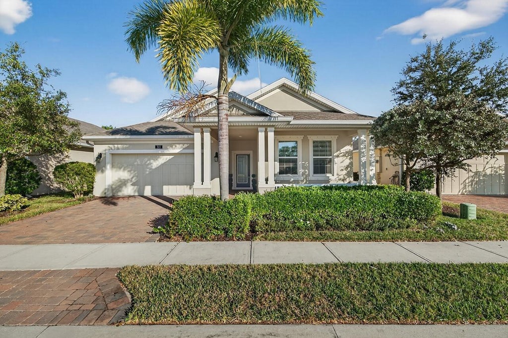 Photo of 313 Sandcrest Circle, Sebastian, FL 32958 (MLS # R11142570)