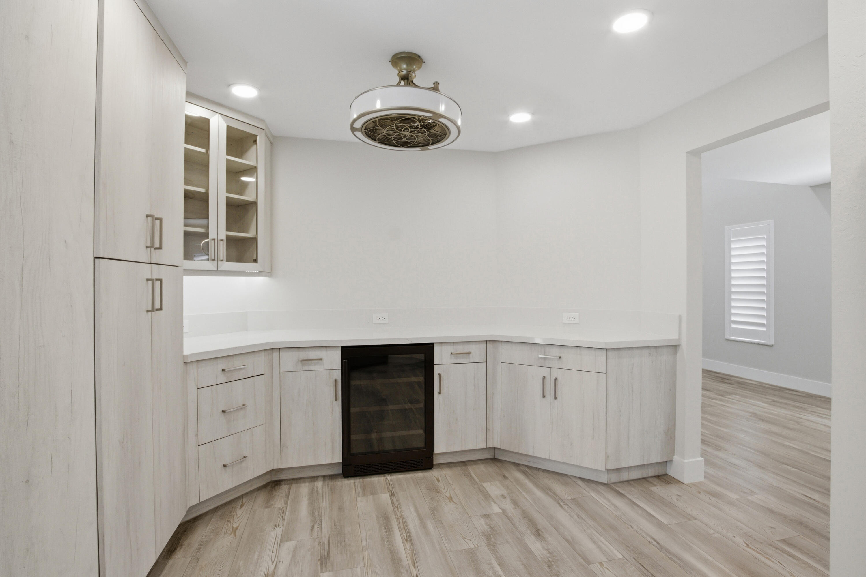 CRYSTAL HEIGHTS - Residential