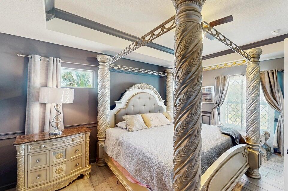 PORT ST LUCIE SECTION 18 - Residential