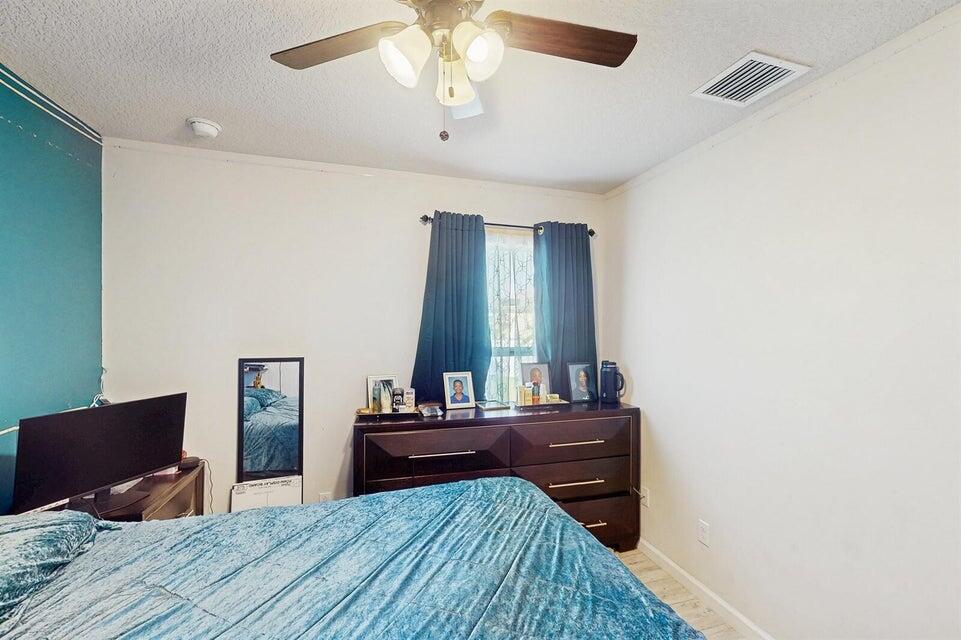 PORT ST LUCIE SECTION 18 - Residential