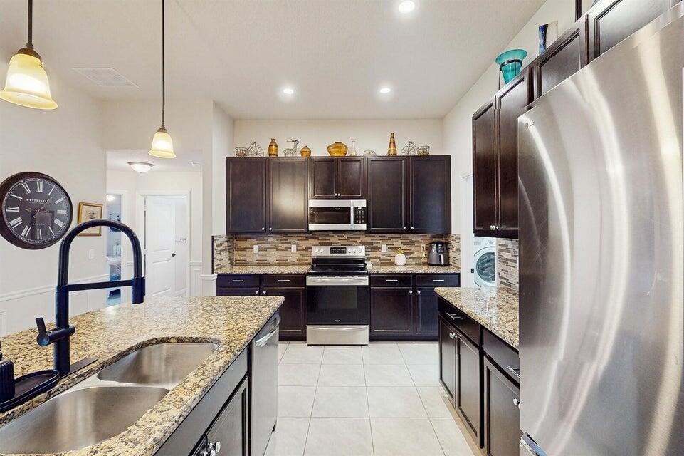 PORT ST LUCIE SECTION 18 - Residential