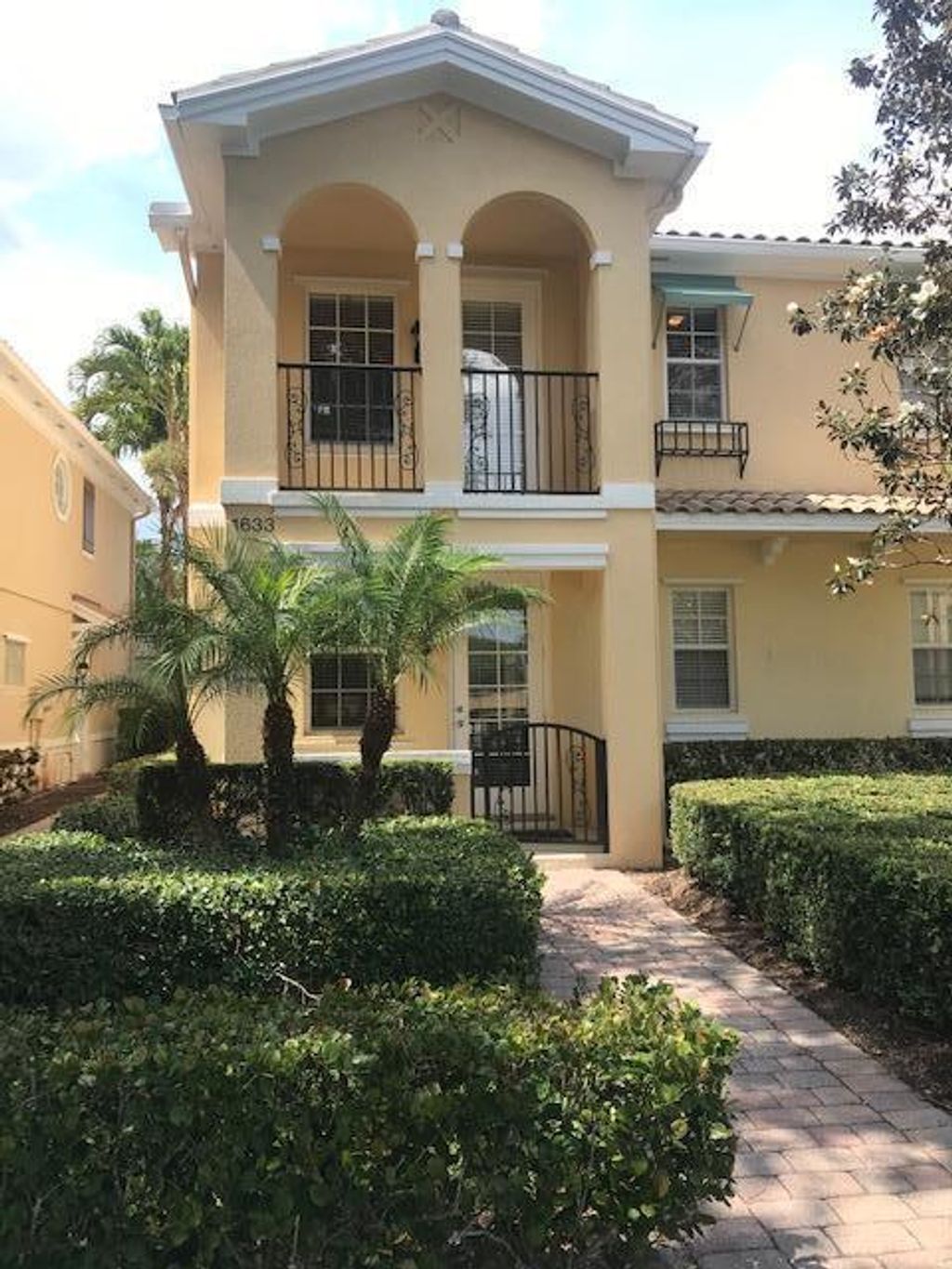 Photo of 1633 Jeaga Drive, Jupiter, FL 33458 (MLS # R10707912)