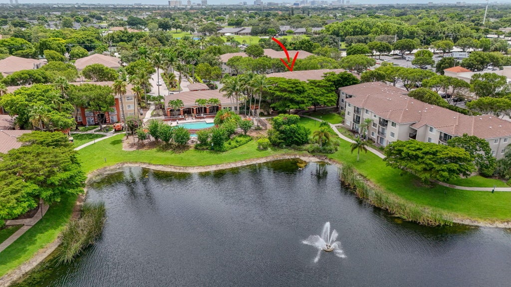 Photo of 4151 N Haverhill Road #1504, West Palm Beach, FL 33417 (MLS # B26062114)