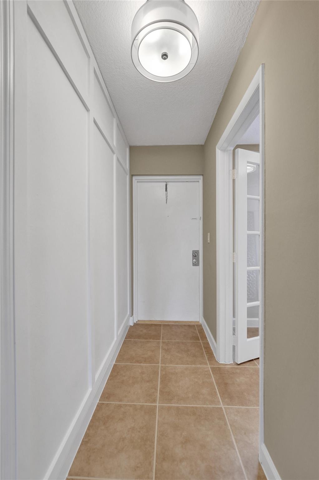 3121 Riverside Dr A-303