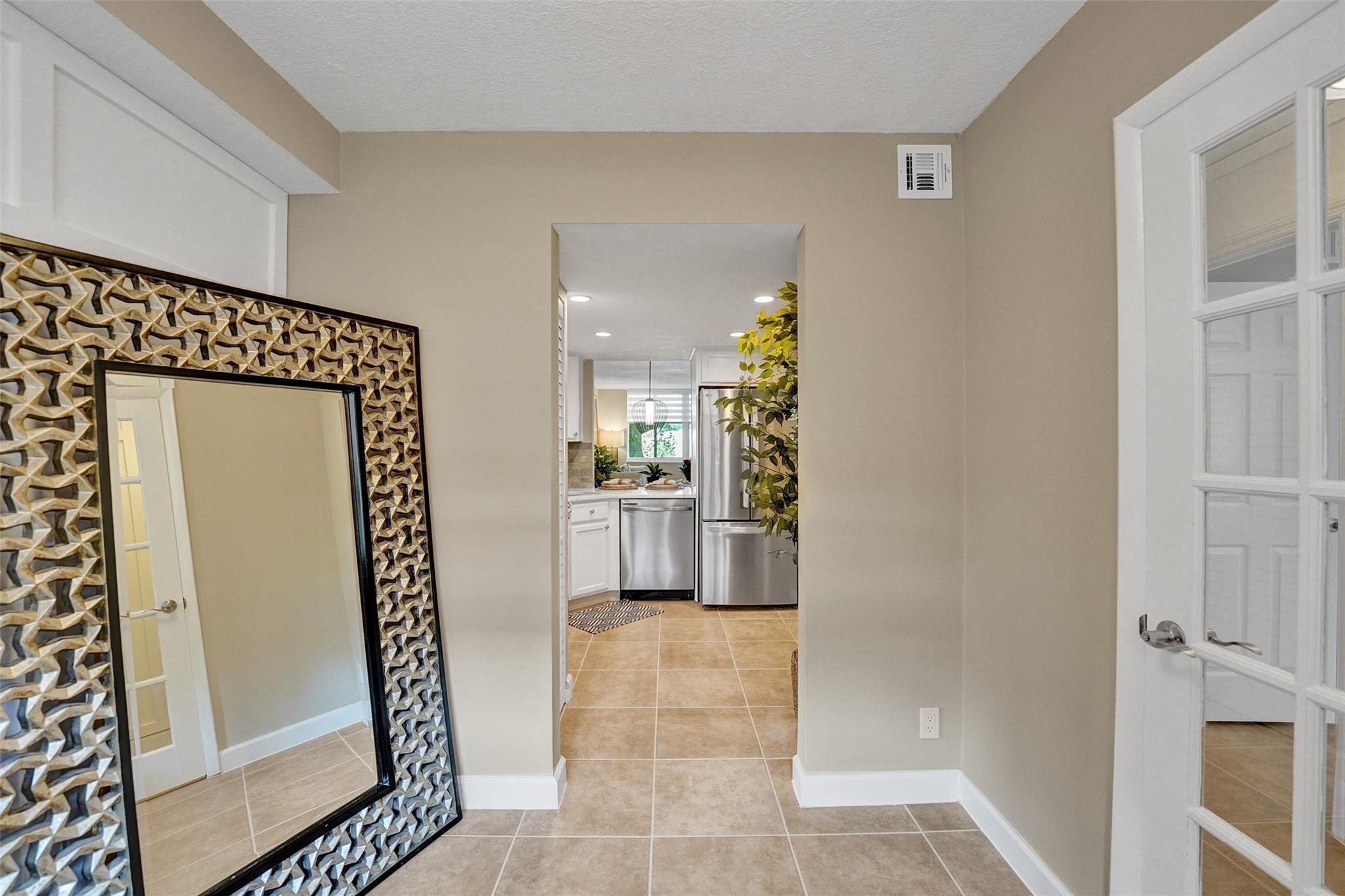 3121 Riverside Dr A-303