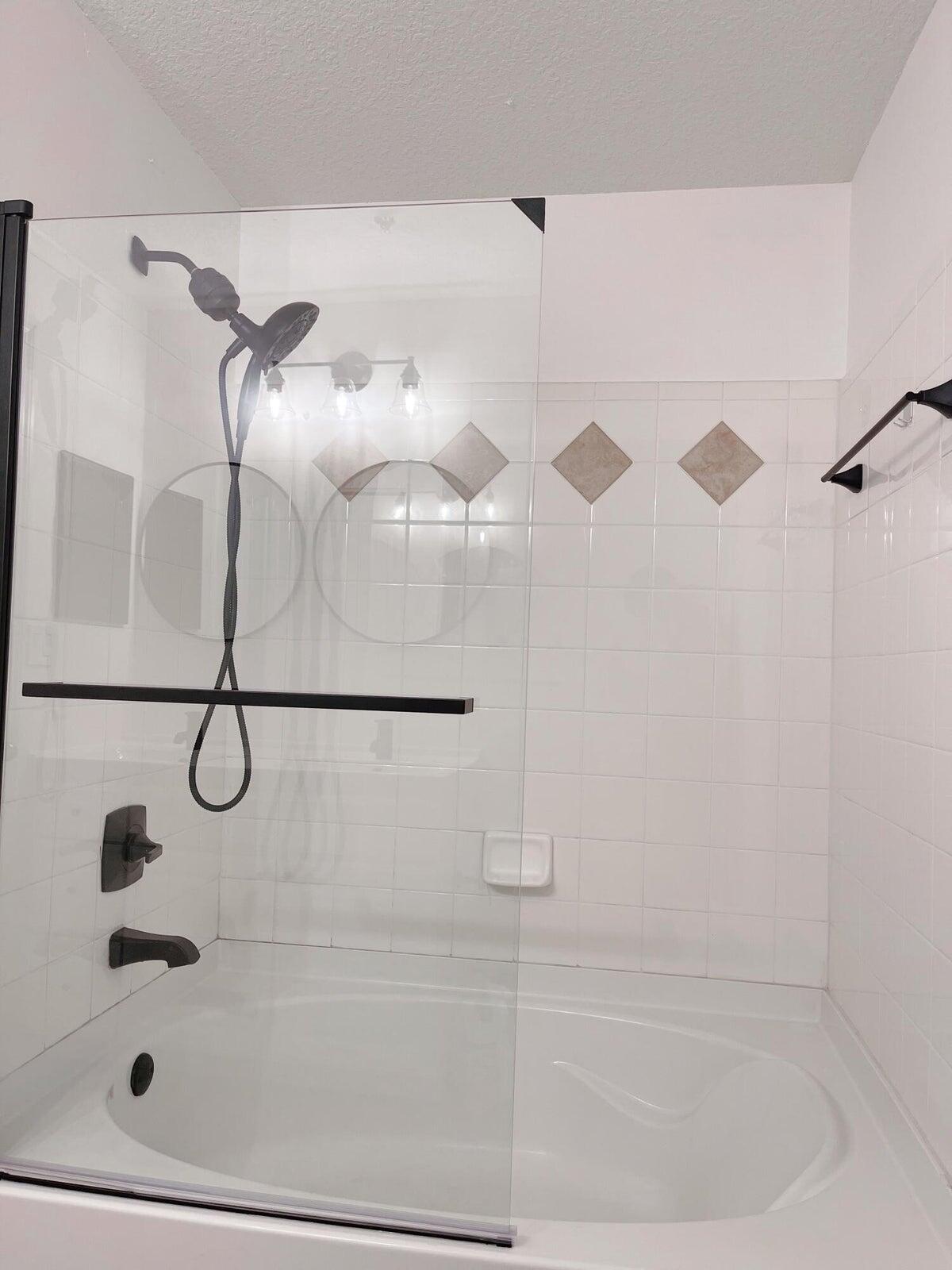 MEZZANO CONDO - Residential Lease