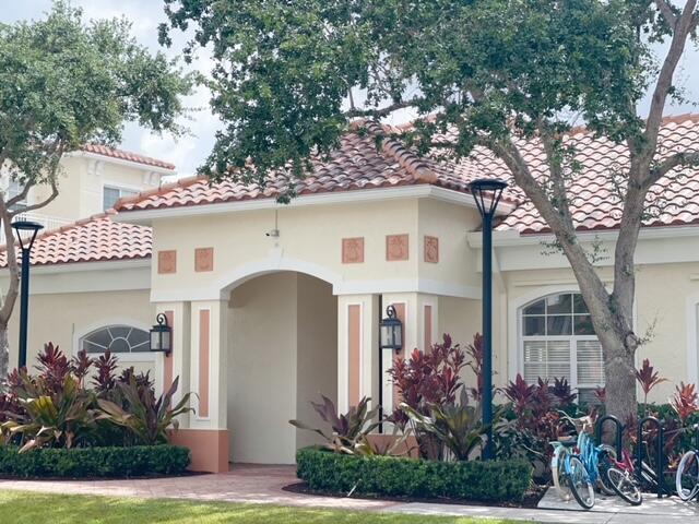 MEZZANO CONDO - Residential Lease