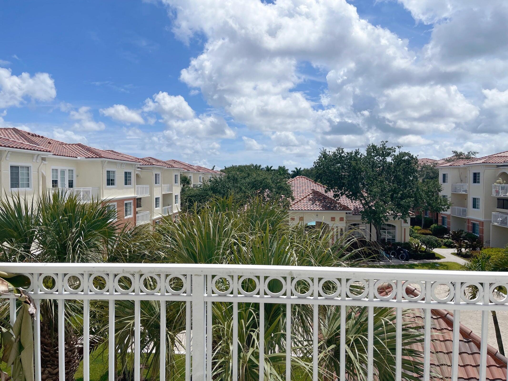 MEZZANO CONDO - Residential Lease