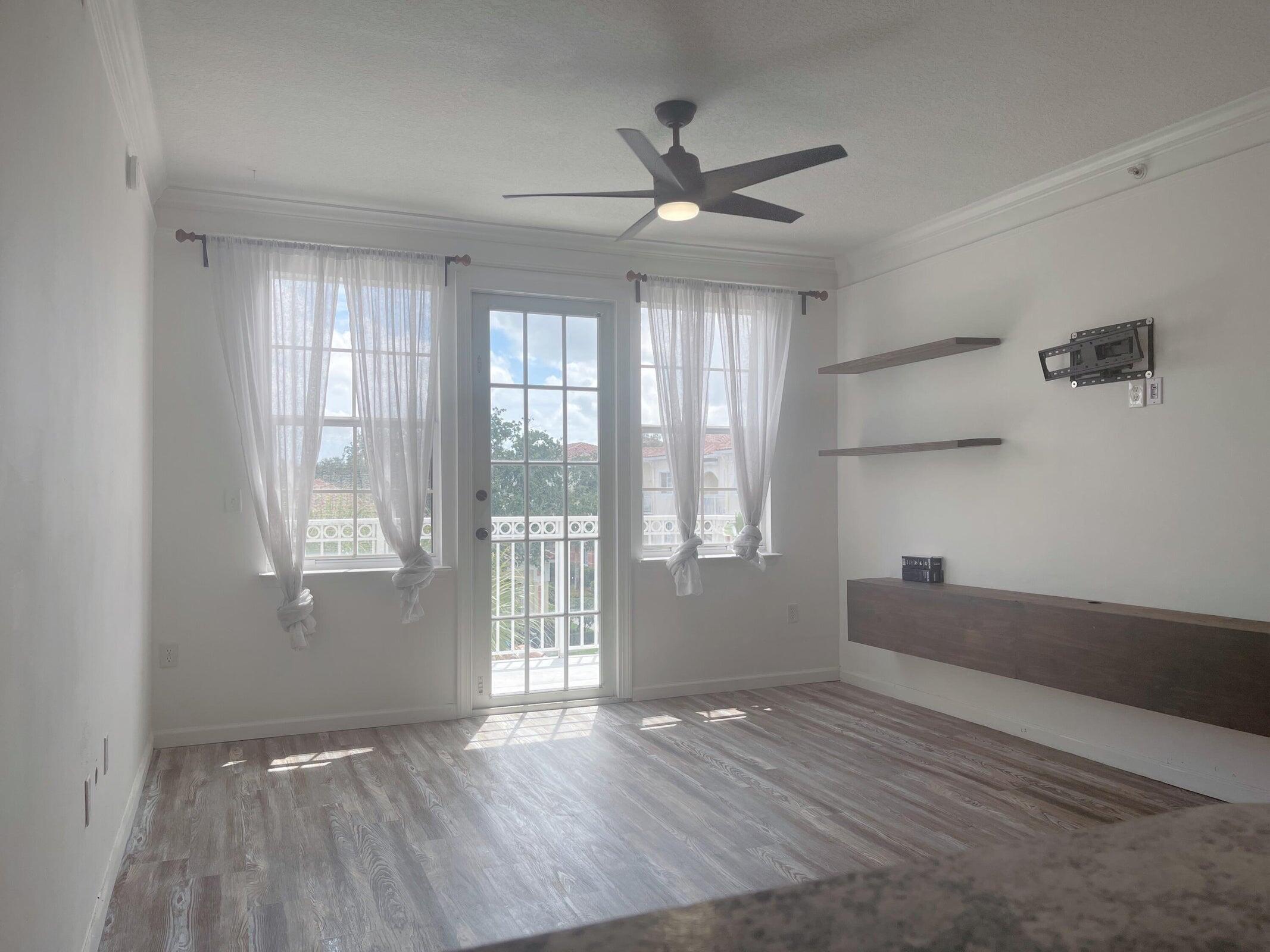 MEZZANO CONDO - Residential Lease