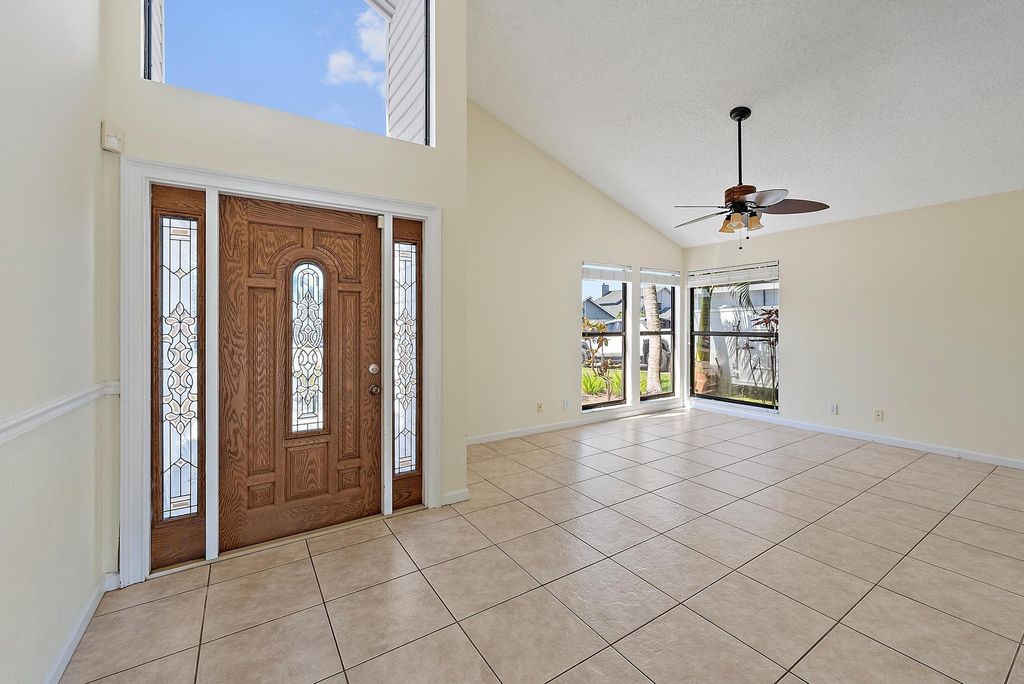 Photo of 6089 Adams Street, Jupiter, FL 33458 (MLS # R11086968)