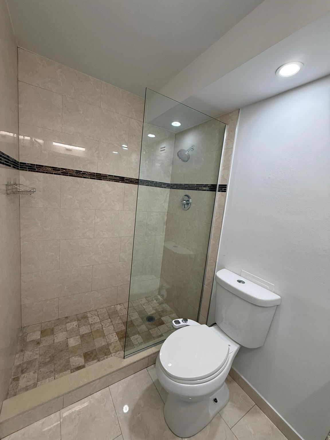 Maison Grande Condo - Residential Lease