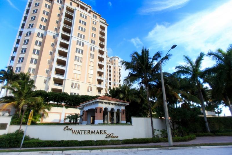 ONE WATERMARK PLACE OF TH - Residential