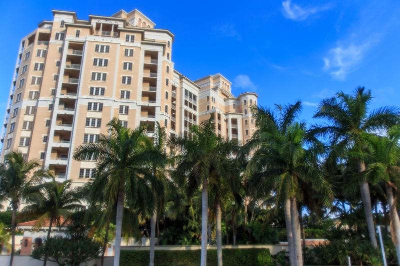 ONE WATERMARK PLACE OF TH - Residential