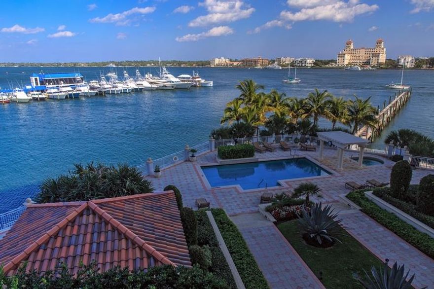 Elegant 4 bedroom 4.5 bath with outstanding intracoastal views, yachts, and Palm Beach.  Impeccable condition... Neutral tones throughout this luxurious living space with gorgeous hardwood floors, large open kitchen with family room, and private office.  Truly the best One Watermark has to offer!  Two pets OK.. no weight restrictions.