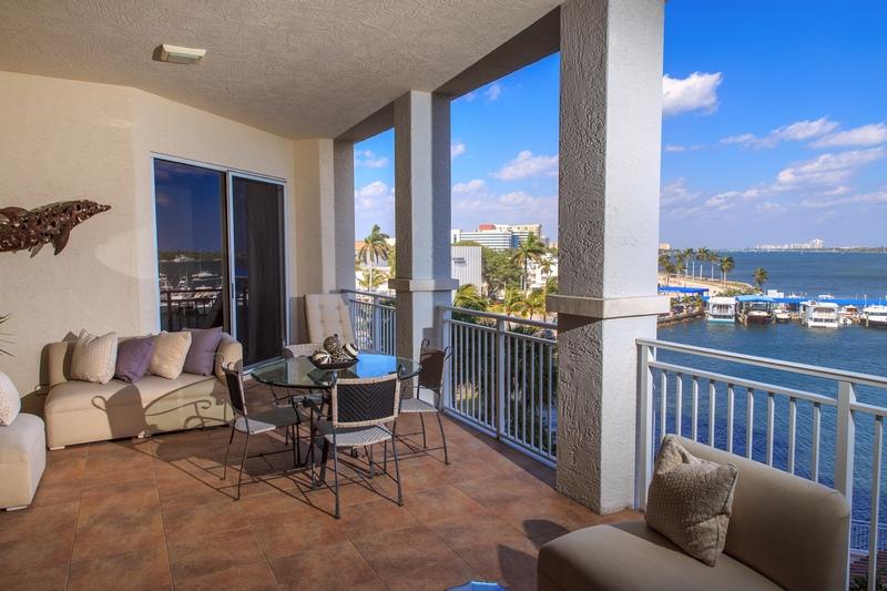 ONE WATERMARK PLACE OF TH - Residential