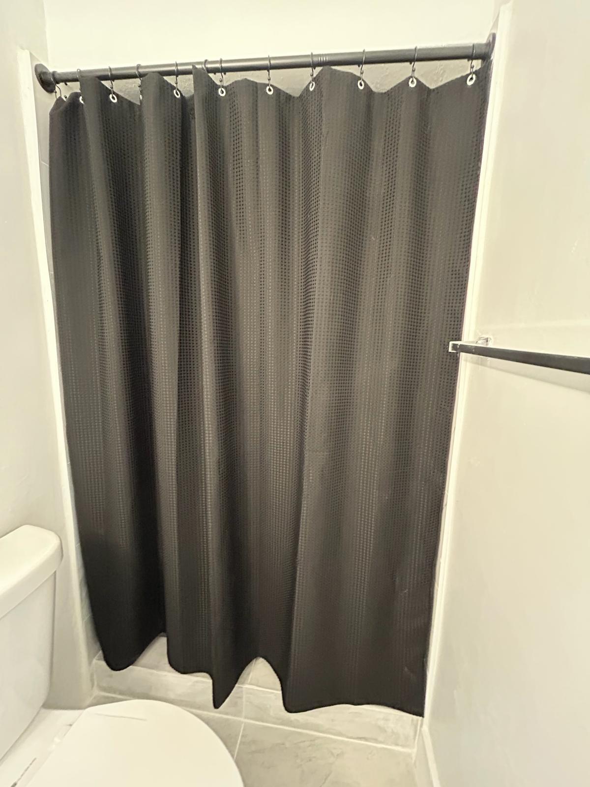 HOLLYWOOD BEACH GARDENS - Residential Lease