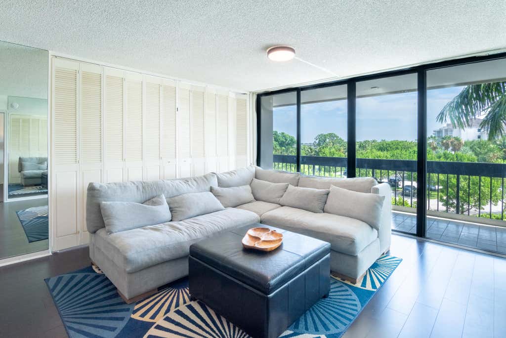 Photo of 2400 PRESIDENTIAL Way #302, West Palm Beach, FL 33401 (MLS # B26057600)