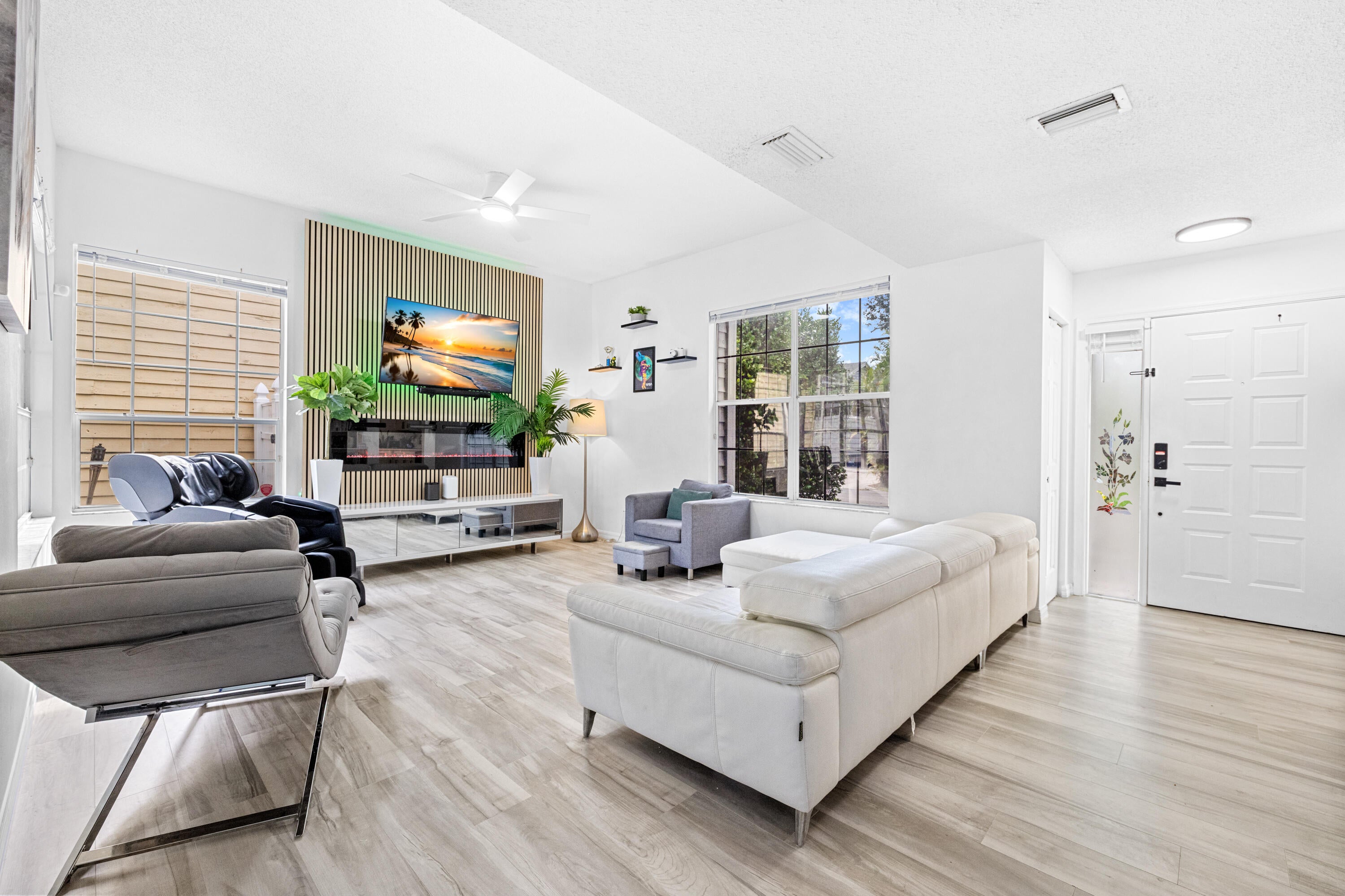 Properties 13139 WAX WING Terrace