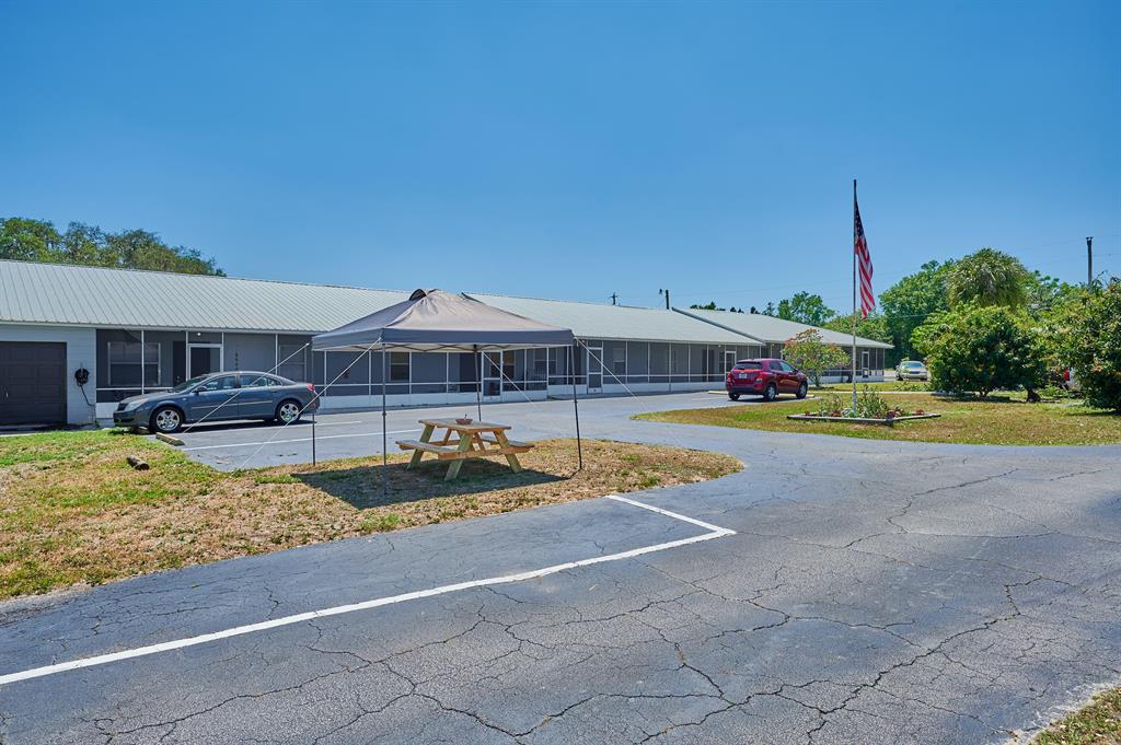 SUNSET HEIGHTS SUB - Commercial Sale