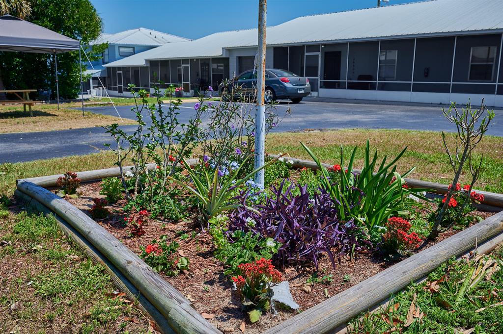 SUNSET HEIGHTS SUB - Commercial Sale