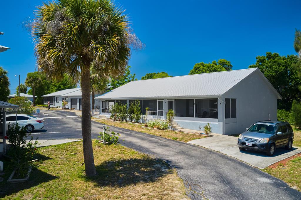 SUNSET HEIGHTS SUB - Commercial Sale