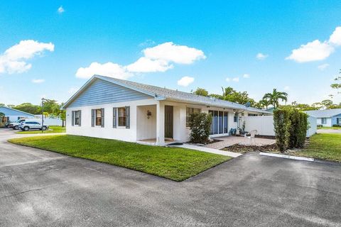 A home in Lake Worth