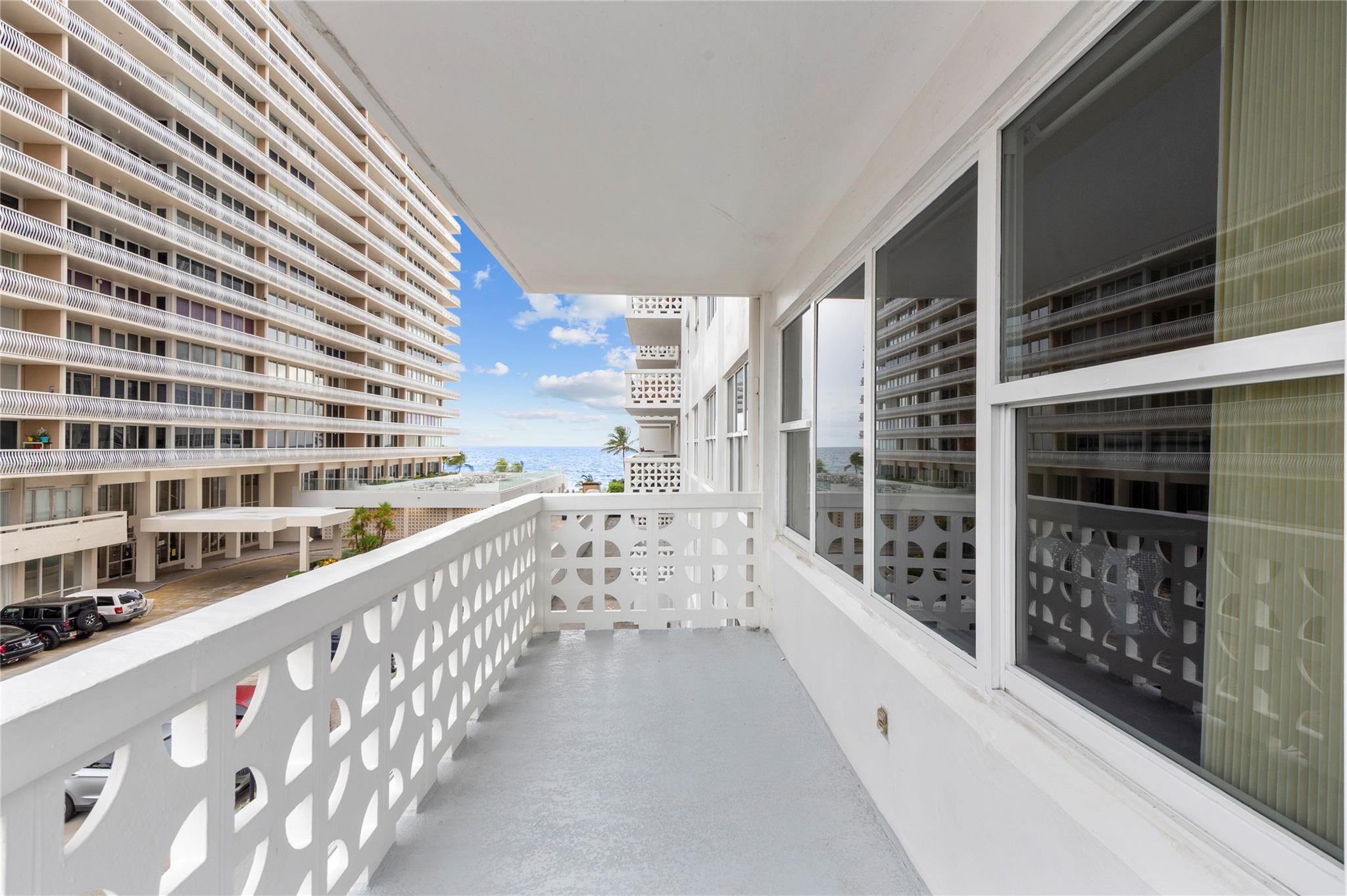 4010 Galt Ocean Dr 312