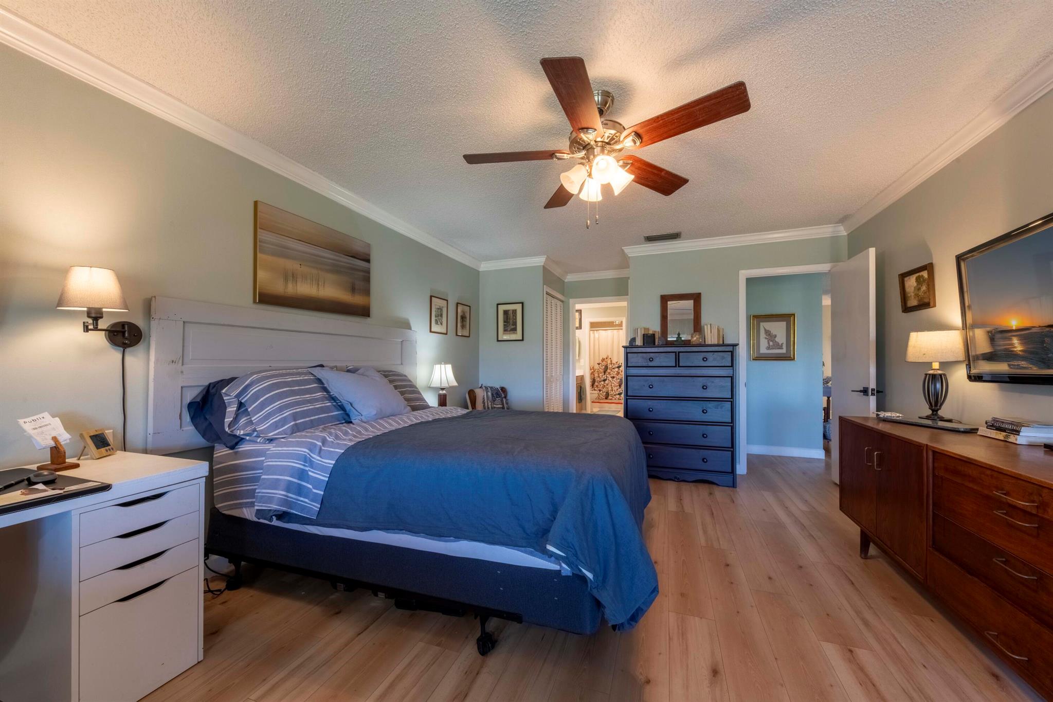 PALM GREENS - Residential