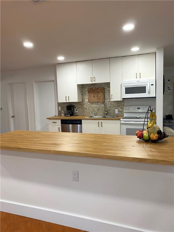 Crystal Lake Golf Villas - Residential