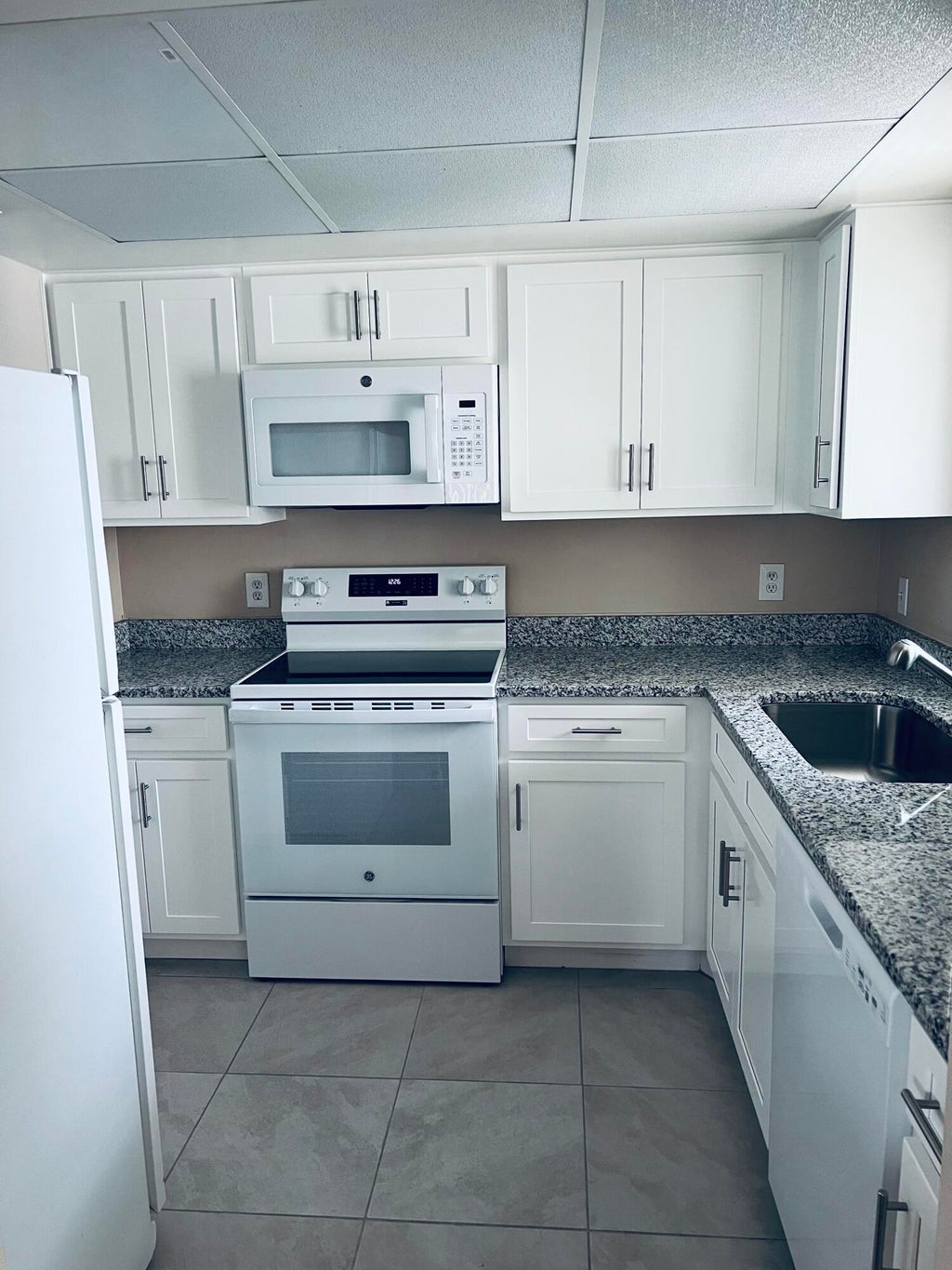 Photo of 1631 SE Green Acres Bb-203 Circle #Bb-203, Port Saint Lucie, FL 34952 (MLS # R11003789)