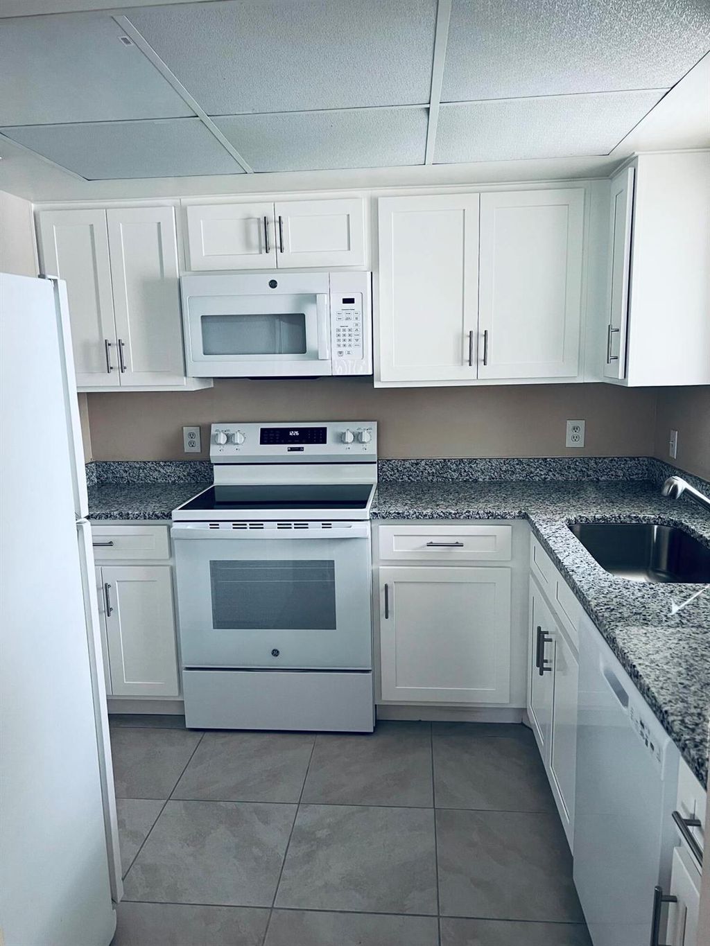 Photo of 1631 SE Green Acres Bb-203 Circle #Bb-203, Port Saint Lucie, FL 34952 (MLS # R11003789)