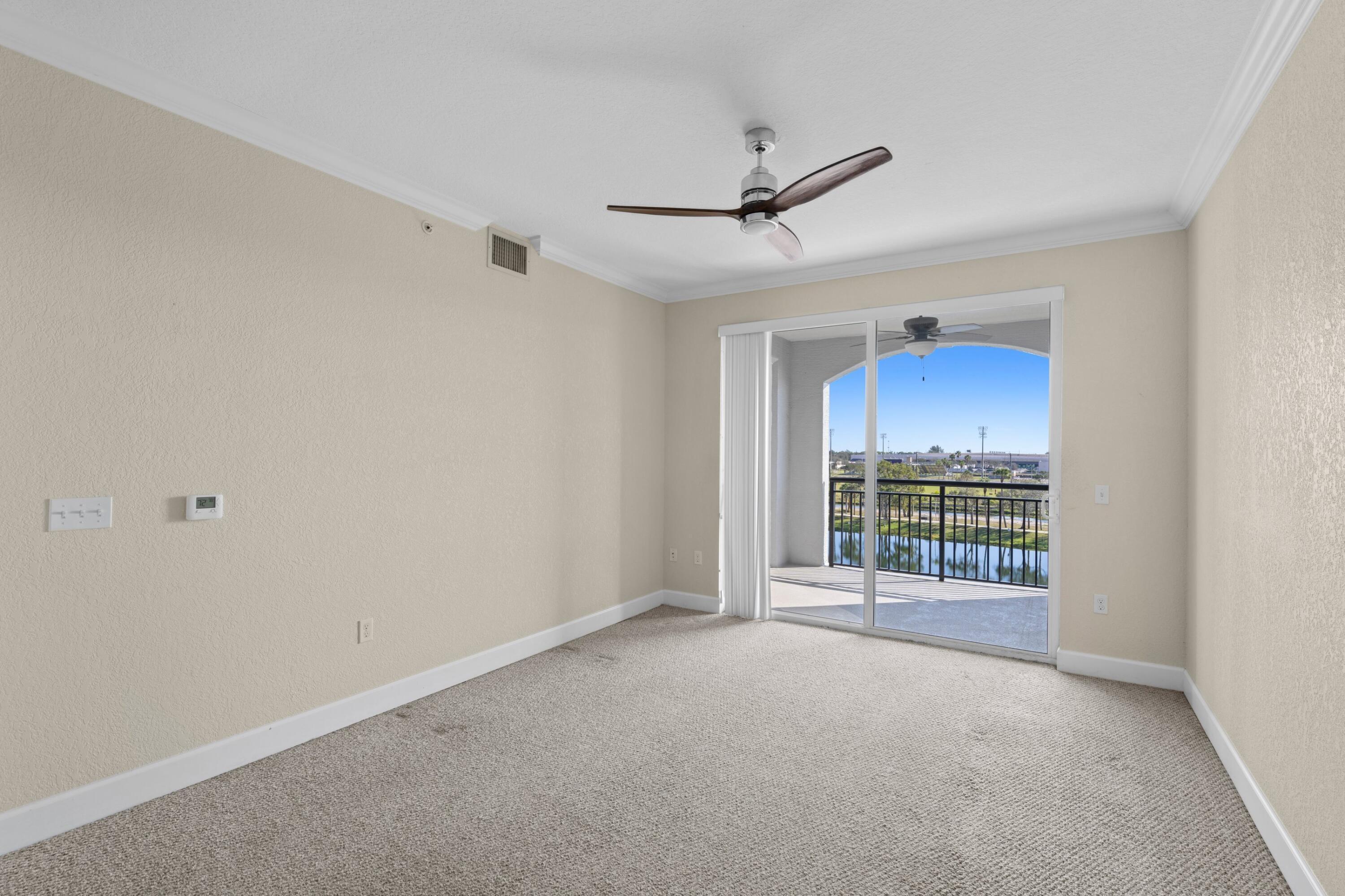 VIZCAYA LAKES CONDO - Residential