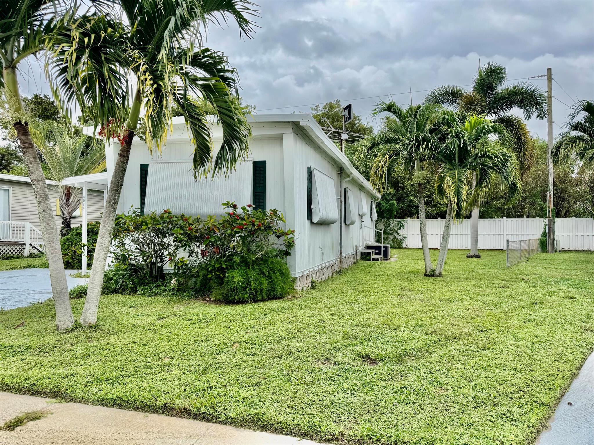 NORTHERN PINES MOBILE HOM - Residential