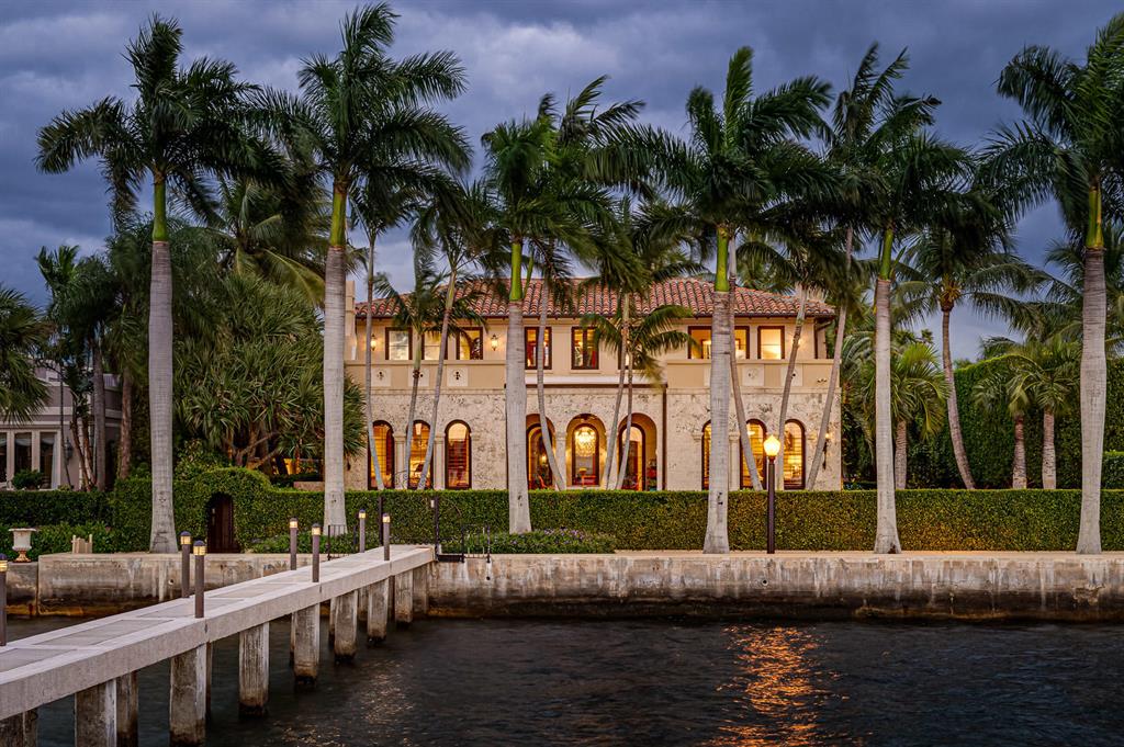 ADAMS CIRCLE - Residential