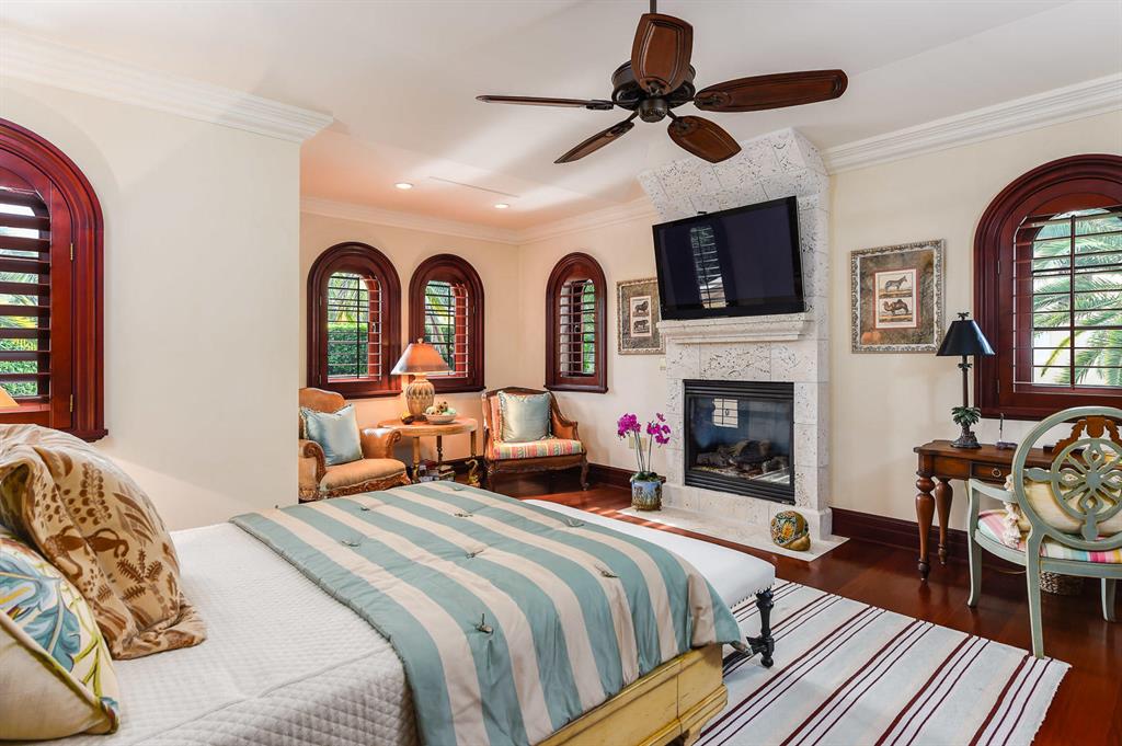 ADAMS CIRCLE - Residential