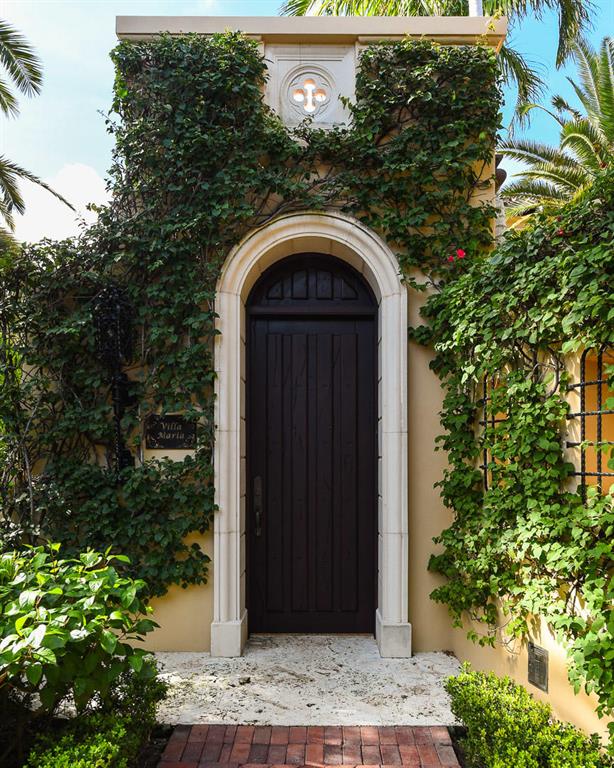 ADAMS CIRCLE - Residential